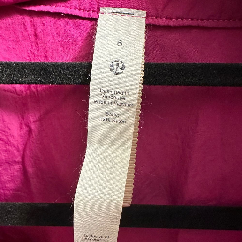 Lululemon Windbreaker/ Pullover Jacket - image 3